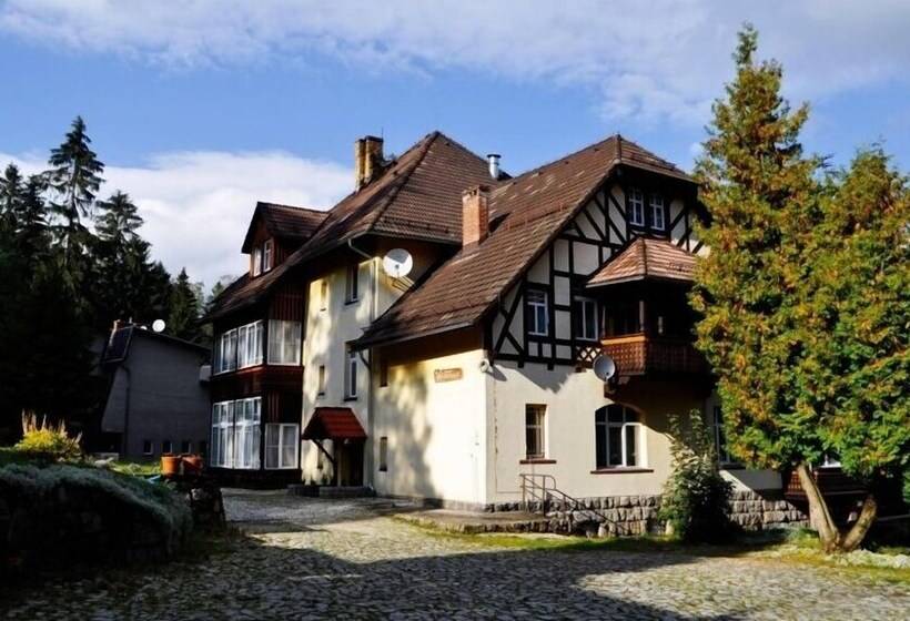 تختخواب و صبحانه Victoria Karpacz