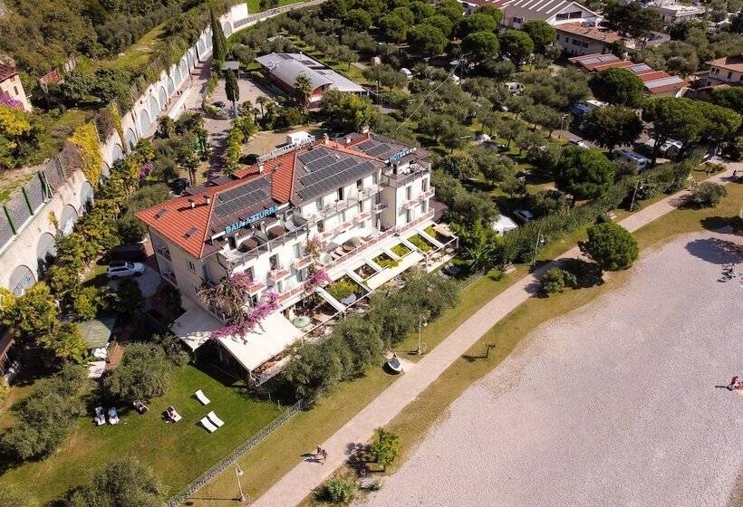 هتل Baia Azzurra   Lake Front