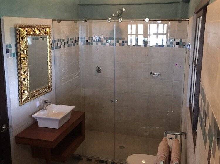 هتل Monasterio San Agustín