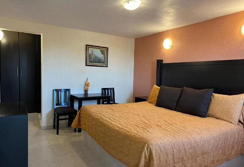 فندق Posada Real