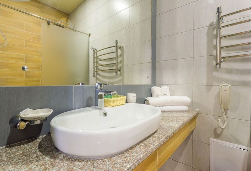 酒店 Sunmarinn Resort