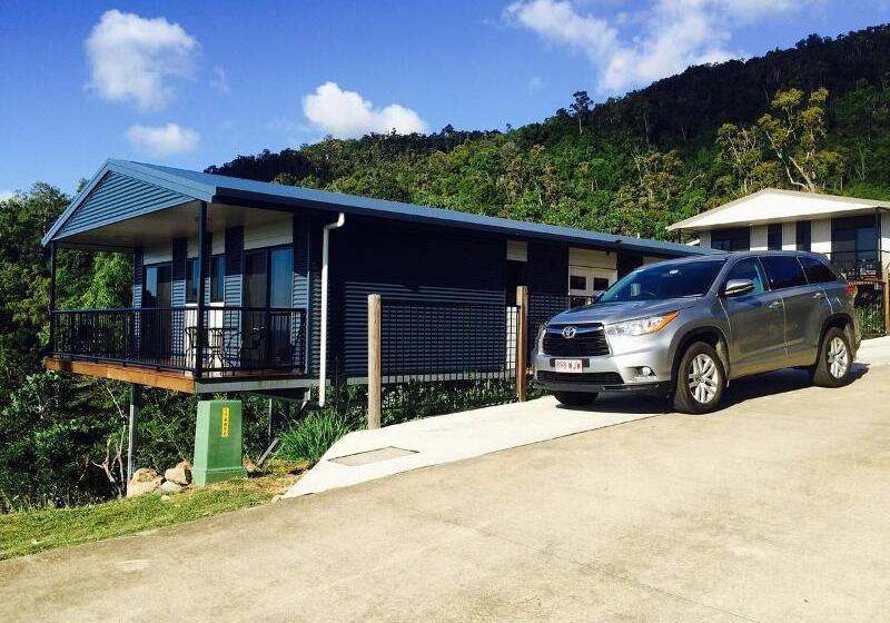 Отель Whitsundays Rainforest Retreat