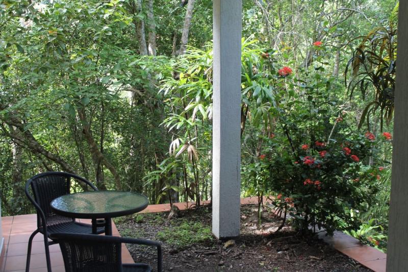Отель Whitsundays Rainforest Retreat