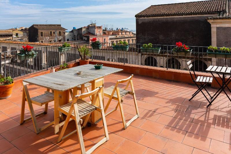 تختخواب و صبحانه Terrazza Santa Chiara