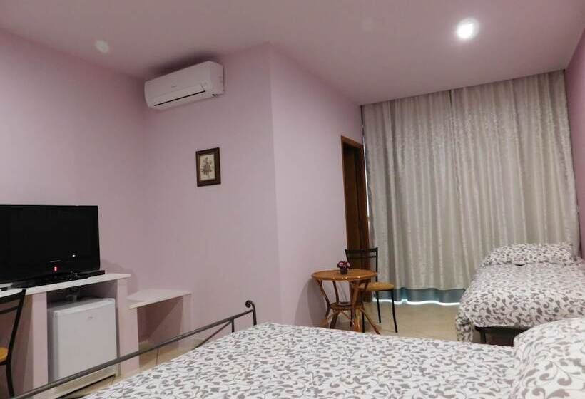 تختخواب و صبحانه Villa Delle Vacanze