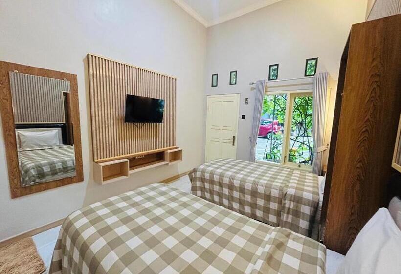 בית מלון כפרי Clover Homestay