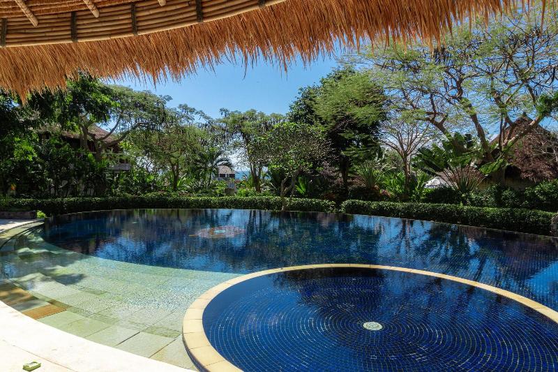 هتل La Joya Balangan Resort