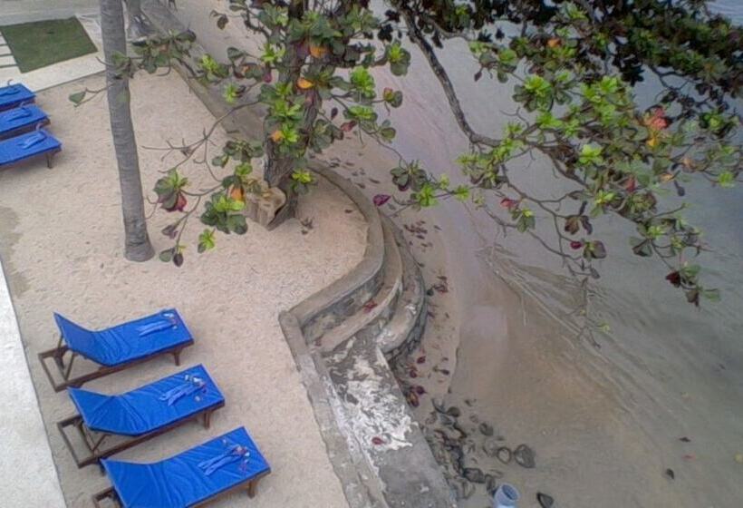 Отель The Place Beach Bungalows