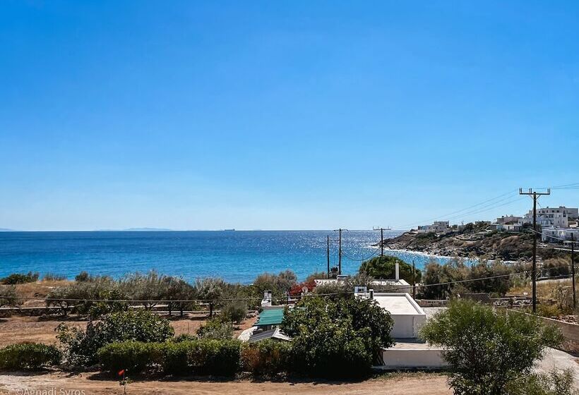 پانسیون Agnadi Syros Beachfront Studios & Rooms