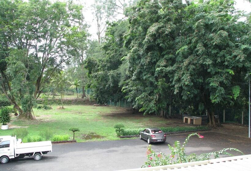 فندق Mersing Merlin Inn
