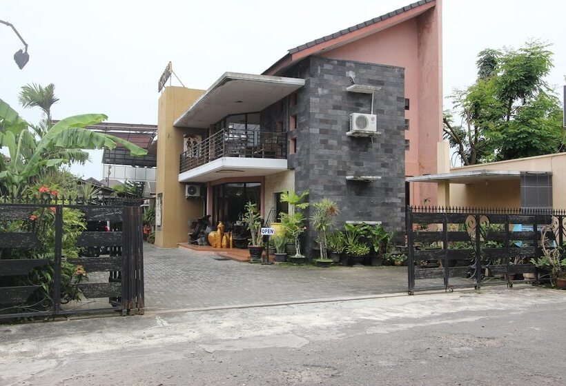 پانسیون Reddoorz Near Casa Grande