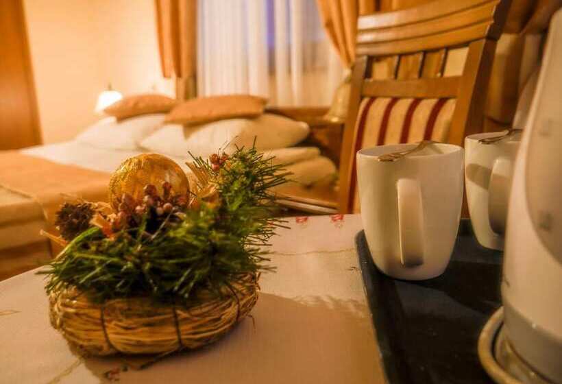 Pensjonat Zbójecki Dwór   Ostatnie Pokoje W Atrakcyjnym Pakiecie Sylwestrowym!