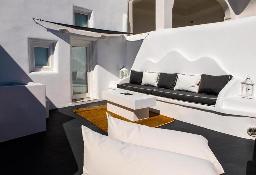 Santorini Delux