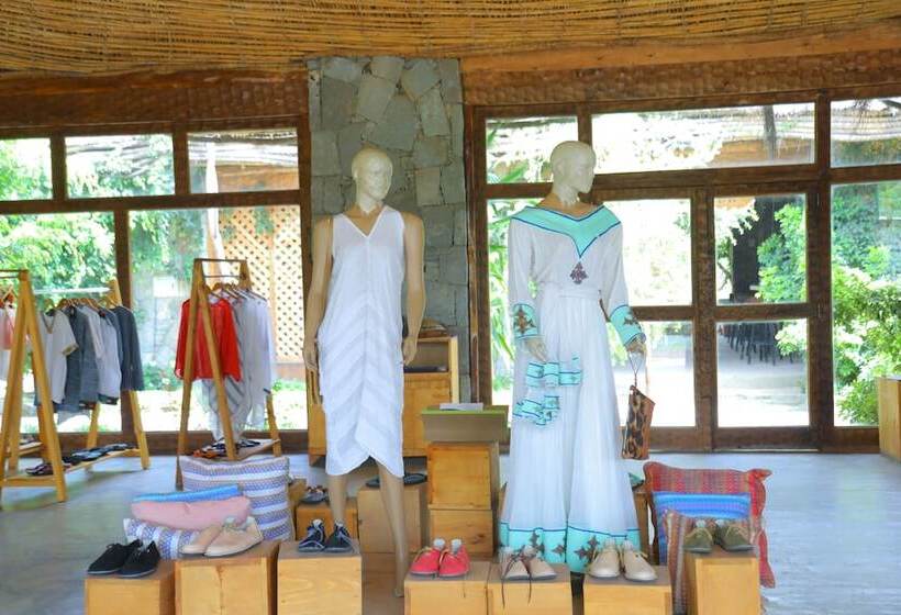 هتل Kuriftu Resort & Spa Bishoftu