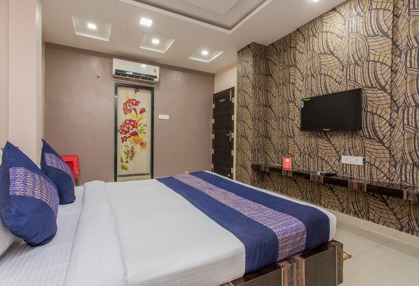 בית מלון כפרי Raj Palace