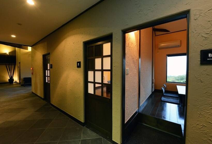 旅館 Ito Yukitei Kawana Bettei