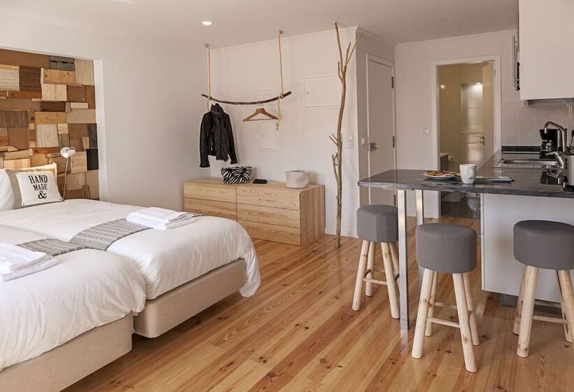 Bairro Alto Studio Apartments By Lu Holidays