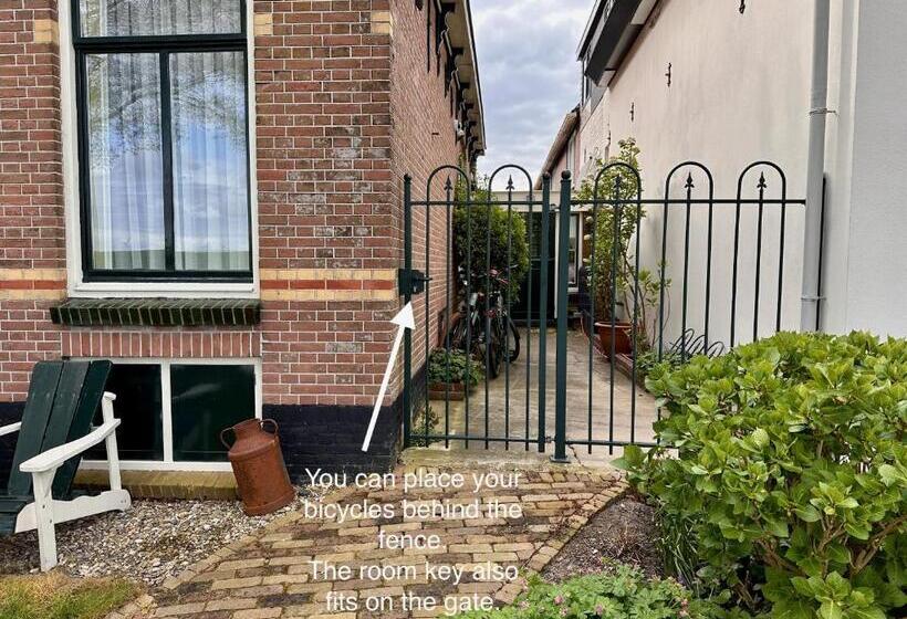مبيت وإفطار De Stadshoeve