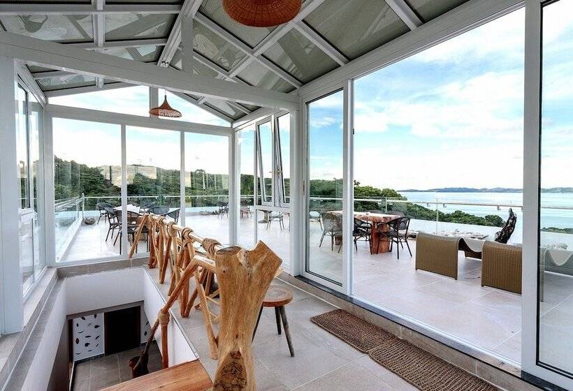 هتل Beluu Sea View Resort