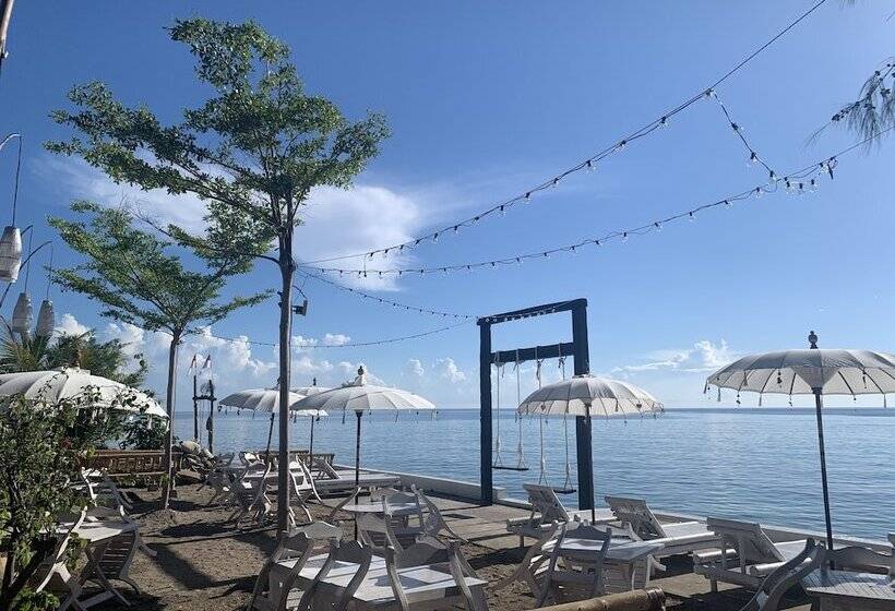 هتل Damai Bungalows