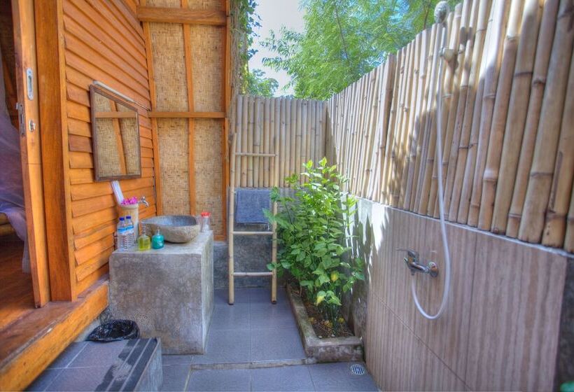 هتل Damai Bungalows