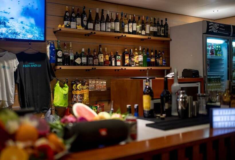 هتل Meridian Adventure Marina Club & Resort