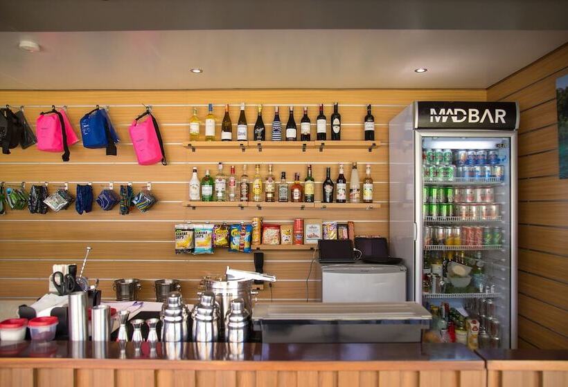 هتل Meridian Adventure Marina Club & Resort