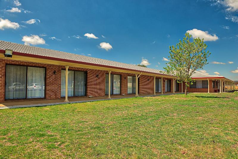 汽车旅馆  Bushman S Motor Inn