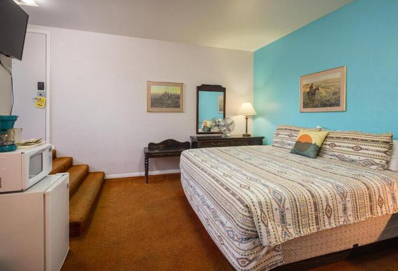 Apache Motel