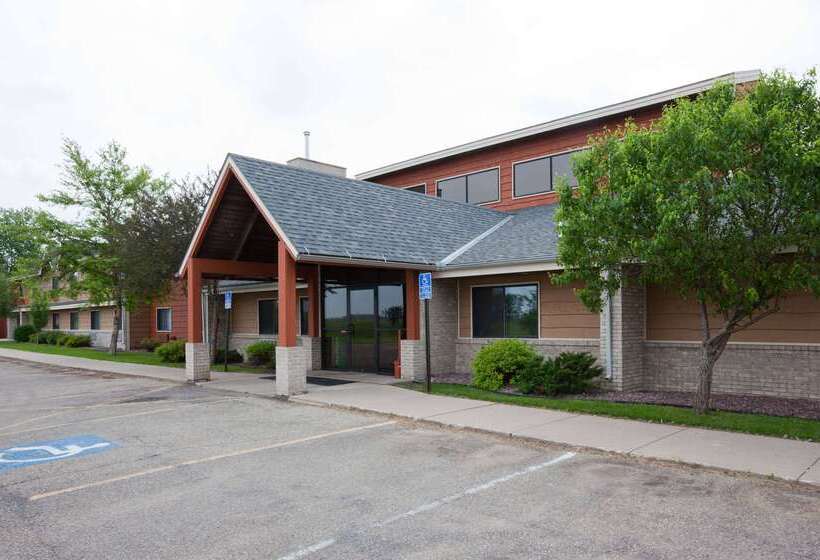 בית מלון כפרי Americinn By Wyndham Blue Earth