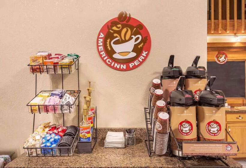 فندق Americinn By Wyndham Chippewa Falls