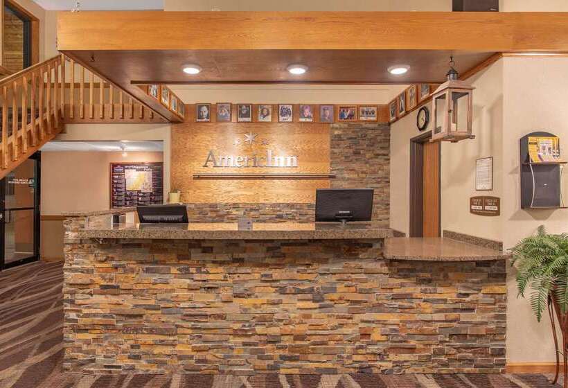 فندق Americinn By Wyndham Chippewa Falls