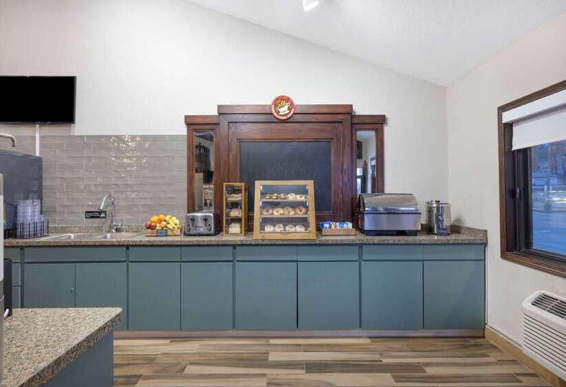 호텔 Americinn By Wyndham Duluth South Proctor Black Woods Event Ctr