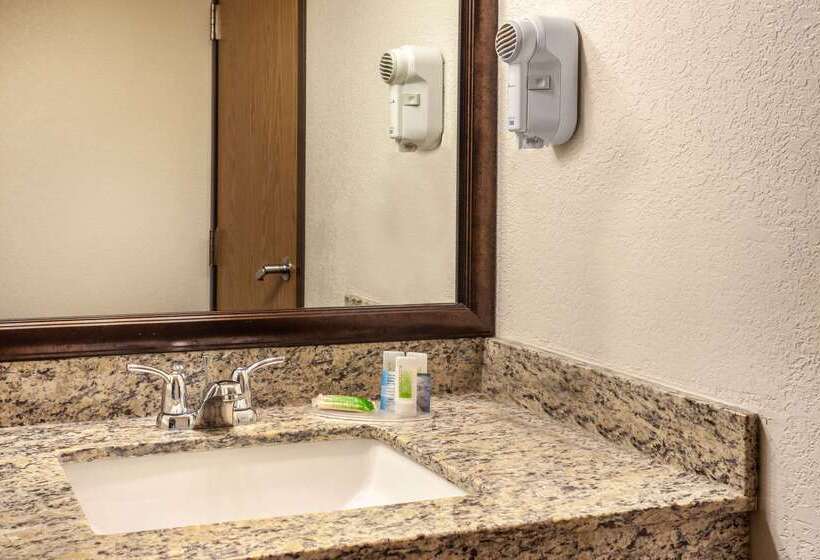 Отель Americinn By Wyndham White Bear Lake St. Paul