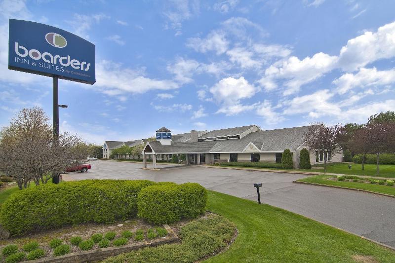 Boarders Inn & Suites By Cobblestone Hotels   Faribault