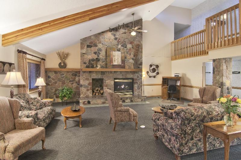 Boarders Inn & Suites By Cobblestone Hotels   Faribault