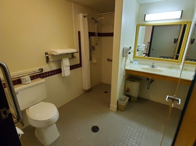 Boarders Inn And Suites By Cobblestone Hotels   Ripon