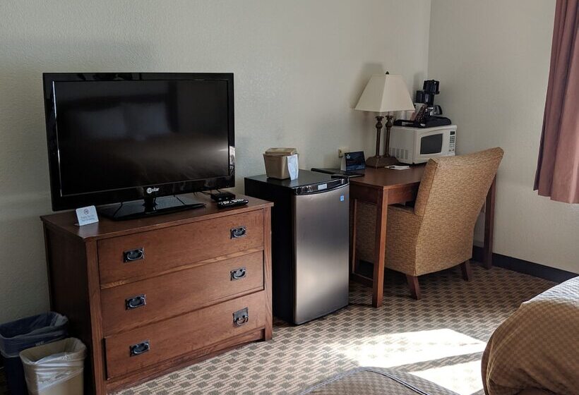 Boarders Inn And Suites By Cobblestone Hotels   Ripon