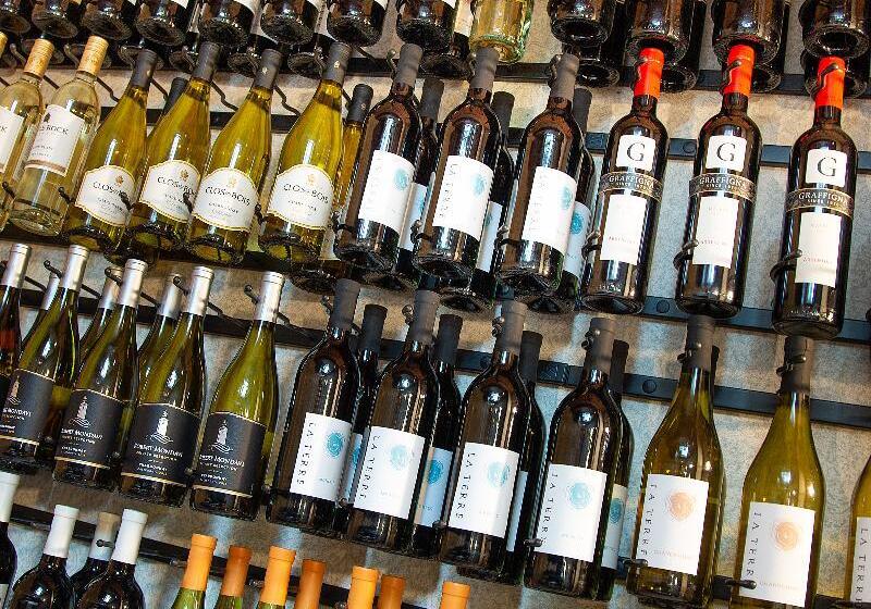 هتل Coast Burbank