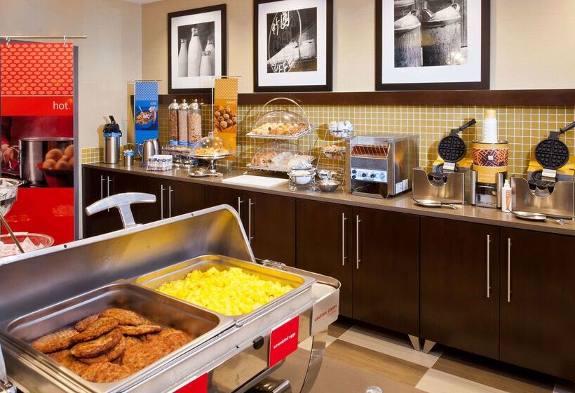 ホテル Hampton Inn By Hilton Shelton