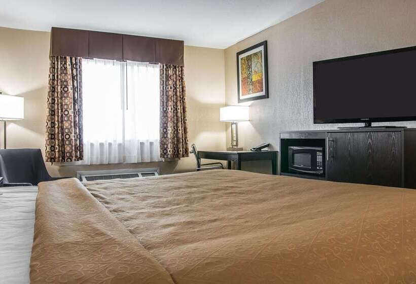 هتل Quality Inn Grand Rapids Southbyron Center