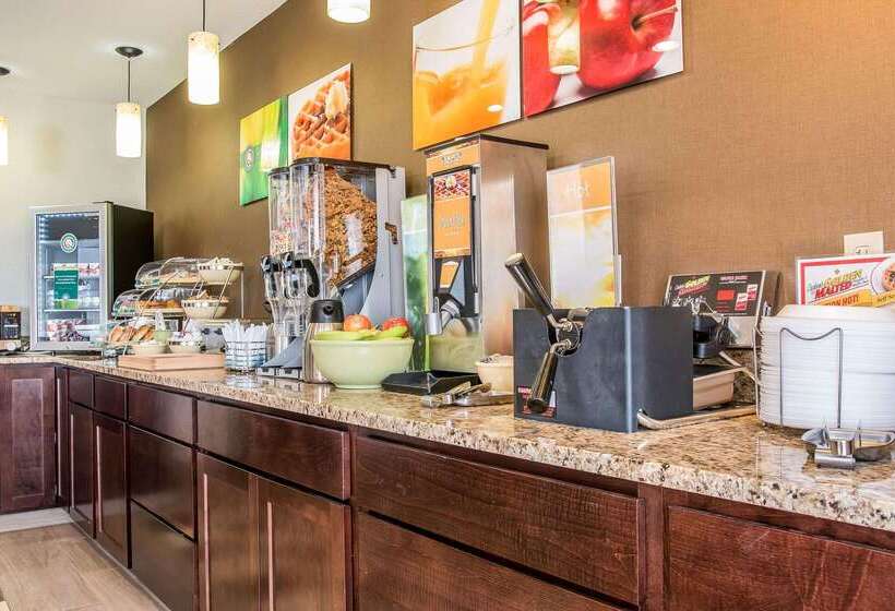 هتل Quality Inn Grand Rapids Southbyron Center