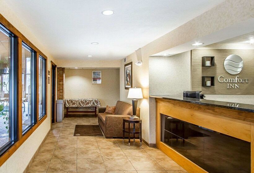 Отель Quality Inn Macomb Near University Area