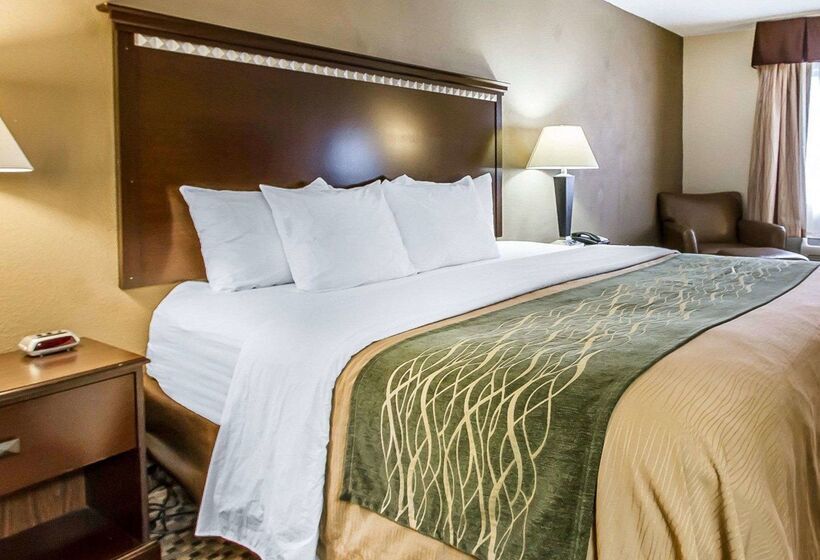 Отель Quality Inn Macomb Near University Area