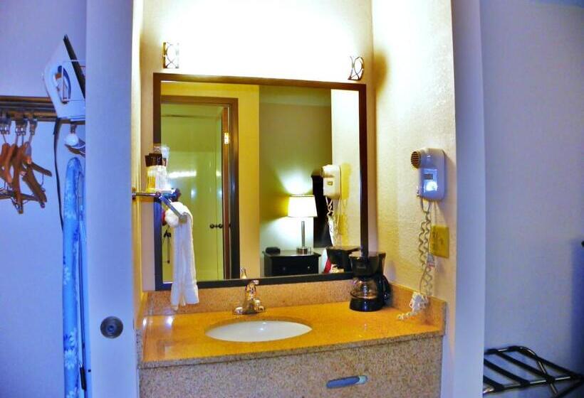 호텔 Royalton Inn & Suites Upper Sandusky