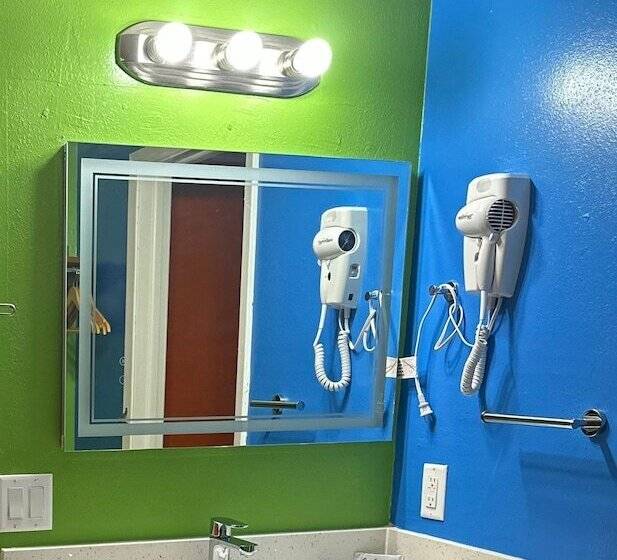 モーテル Amber Inn