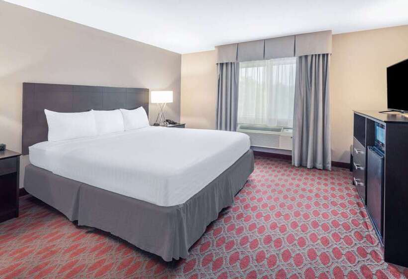 מוטל Baymont By Wyndham Brooklyn Center