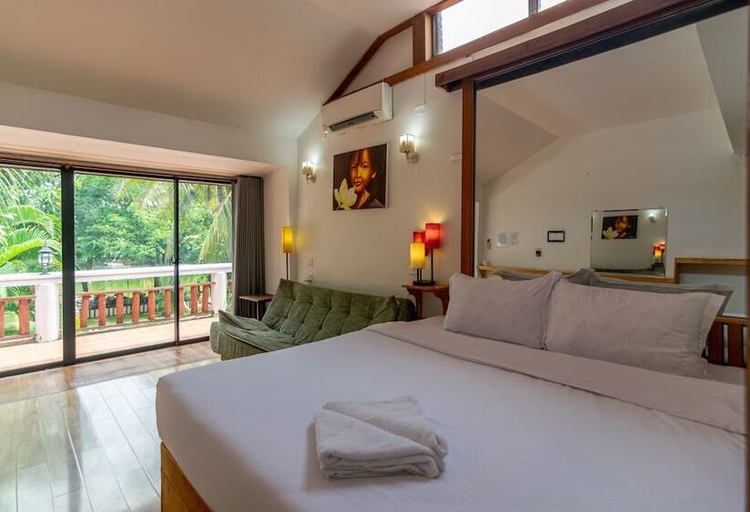 הוסטל Samathi Lake Resort
