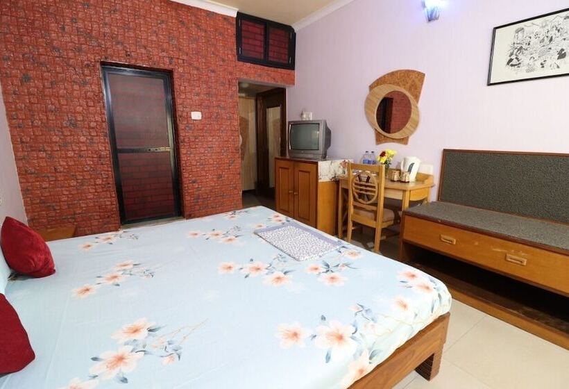 تختخواب و صبحانه Mama Mids Home