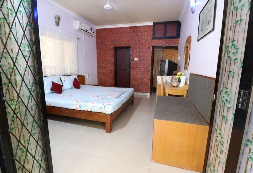 تختخواب و صبحانه Mama Mids Home